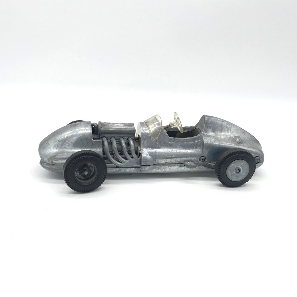 Hubley 1950s 852K-300 Metal Model Kit Unpainted Indianapolis 500 Racer Car